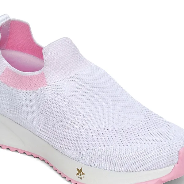 Campus_Women_Mason_Walking_Shoes