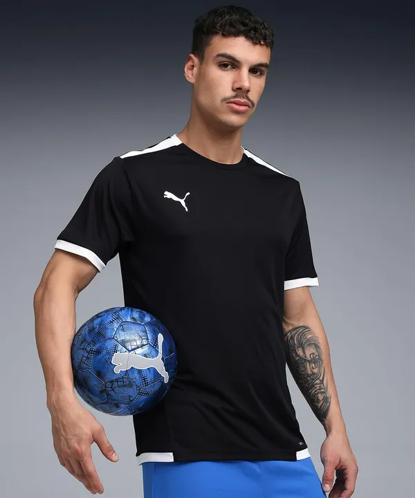 Puma_Cup_Graphic_Metallic_Football_Ultra_Blue_Black_Gray_Echo_5