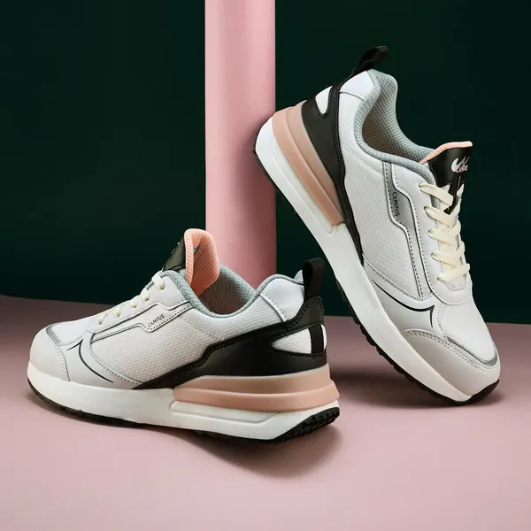Campus_Women_Rassle_Sneakers