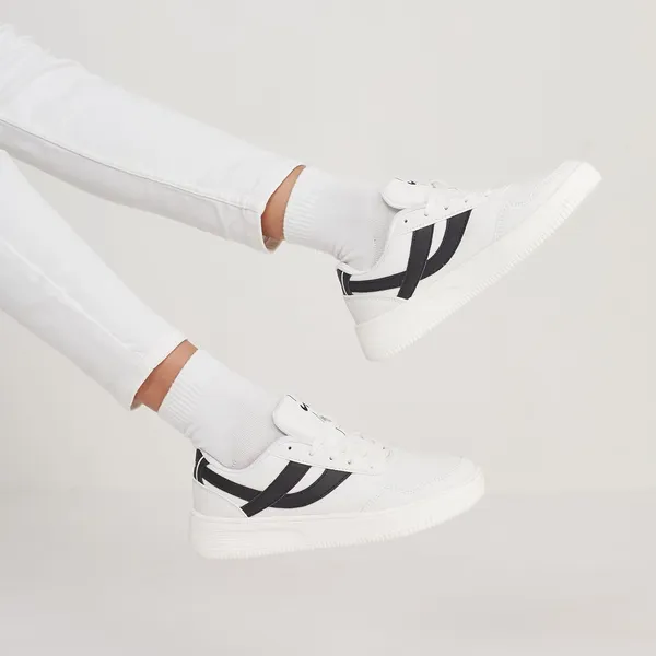 Campus_Women_Ogl_13_Sneakers