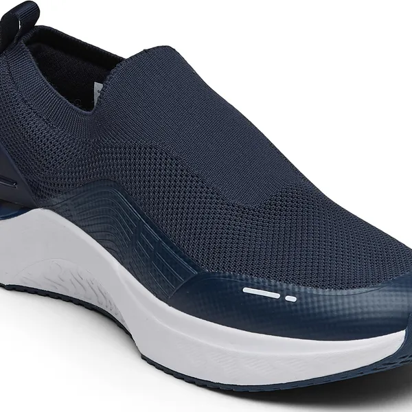 Campus_Men_Flynn_Walking_Shoes