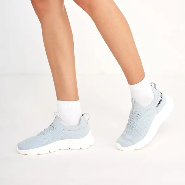 Campus_Women_S_Lumi_Walking_Shoes