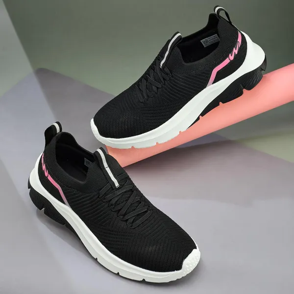 Campus_Women_S_Lumi_Walking_Shoes