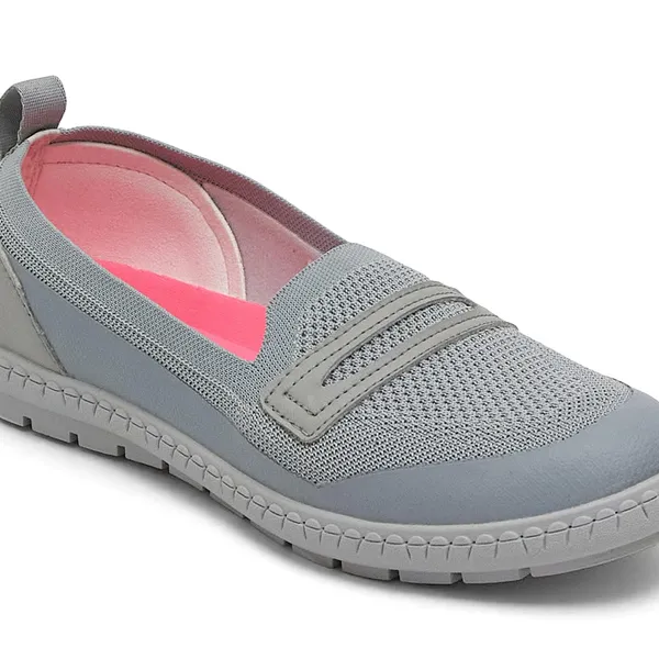 Campus_Women_S_Avery_Walking_Shoes