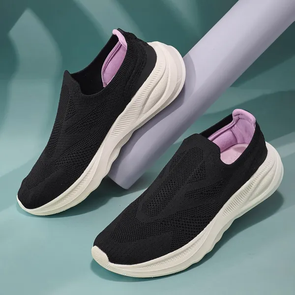 Campus_Women_S_Faby_Walking_Shoes
