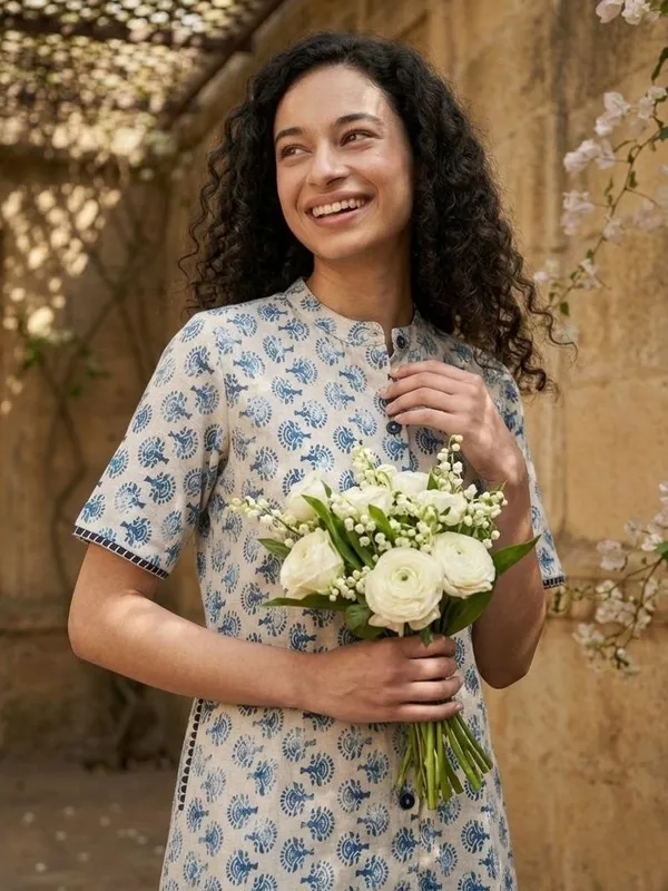 Floral_Bloom_Linen-Blend_Dress