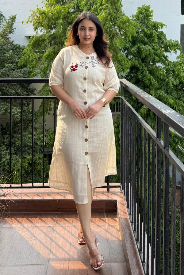 Rose_Embroidered_Dress