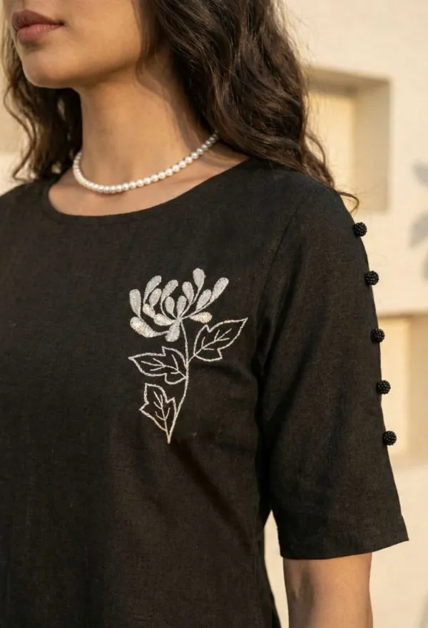 Signature_Noir_Embroidered_Dress
