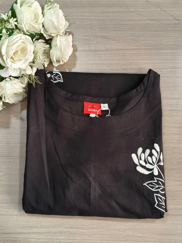 Signature_Noir_Embroidered_Dress