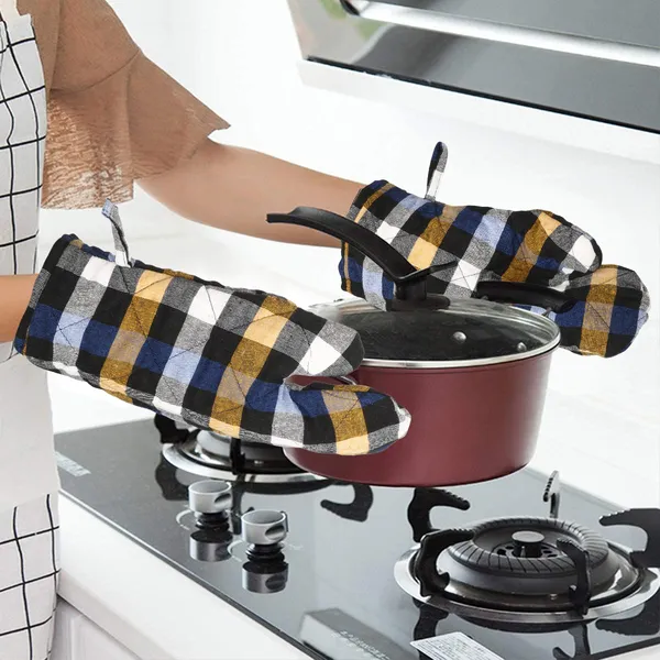Cotton_Microwave_Oven_Gloves_/Oven_Mitts_(Color-_Blue,_Size-12x6_Inch)