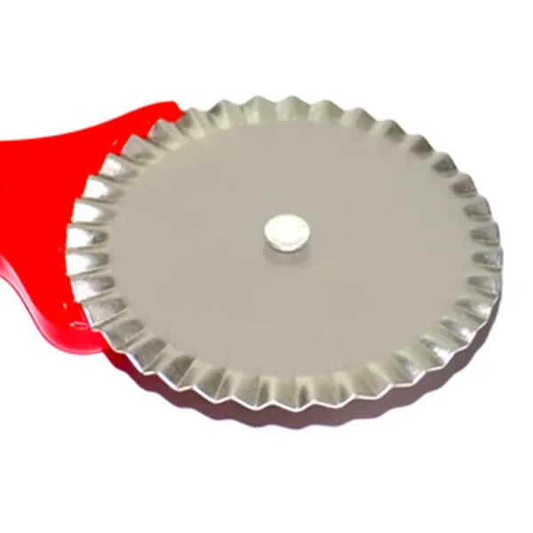 Kitchen_Curly_Pizza_Cutter