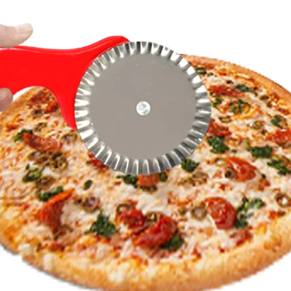 Kitchen_Curly_Pizza_Cutter