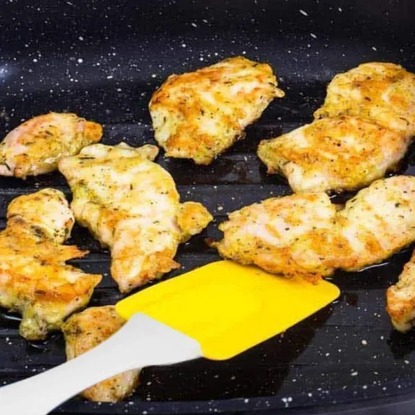 Small_Non-Stick_Heat_Resistant_Spatula_for_Cooking