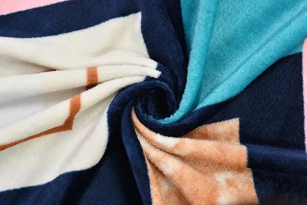 Snowdrop_Blue-Rectangle_Warm_Fitted_Bedsheet_for_Winter_(Size_72_x_78_x_10)