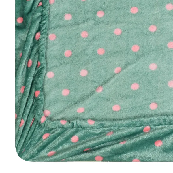 Snowdrop_LightGreen-Dot_Warm_Fitted_Bedsheet_for_Winter_(Size_72_x_78_x_10)