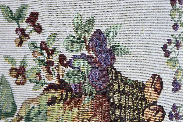 Jacquard_Cotton_Dining_Cream_Table_Mats_with_Runner
