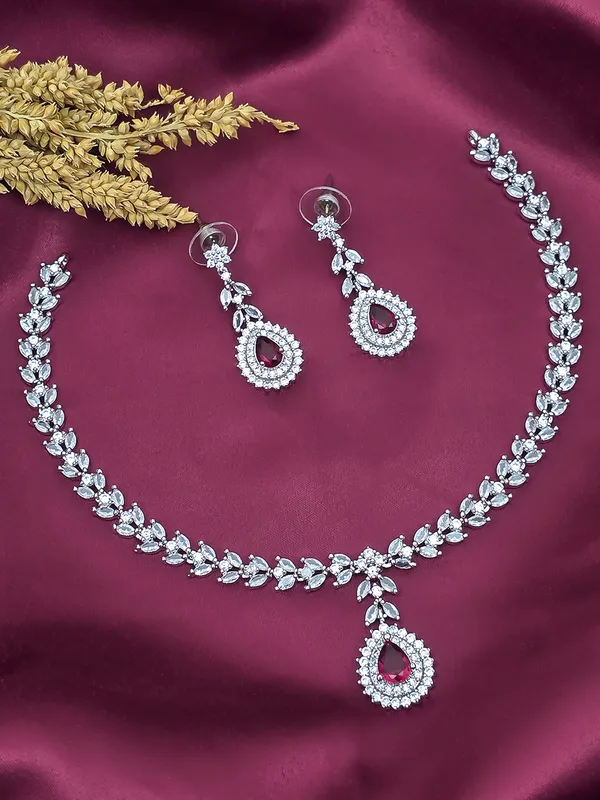 Crystal_Teardrop_Necklace_and_Earrings_Set