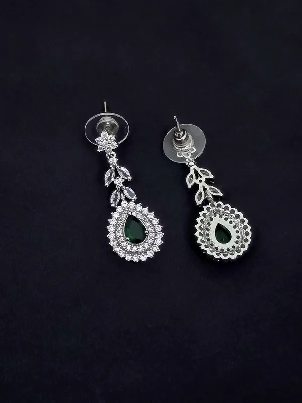 Emerald_Teardrop_Necklace_Set