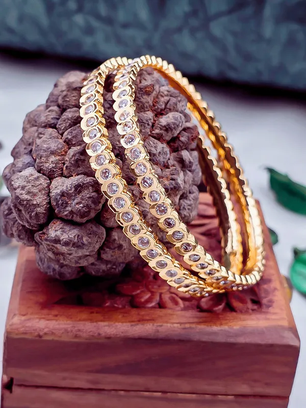 Gold_Plated_Impon_Closed_Setting_Bangles_Set