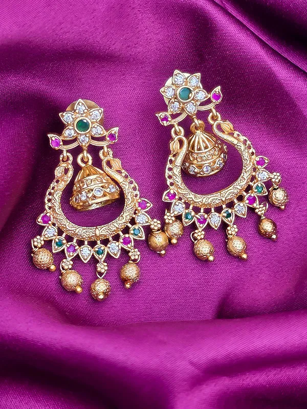 Gold_Plated_Kundan_Jhumka_Earrings