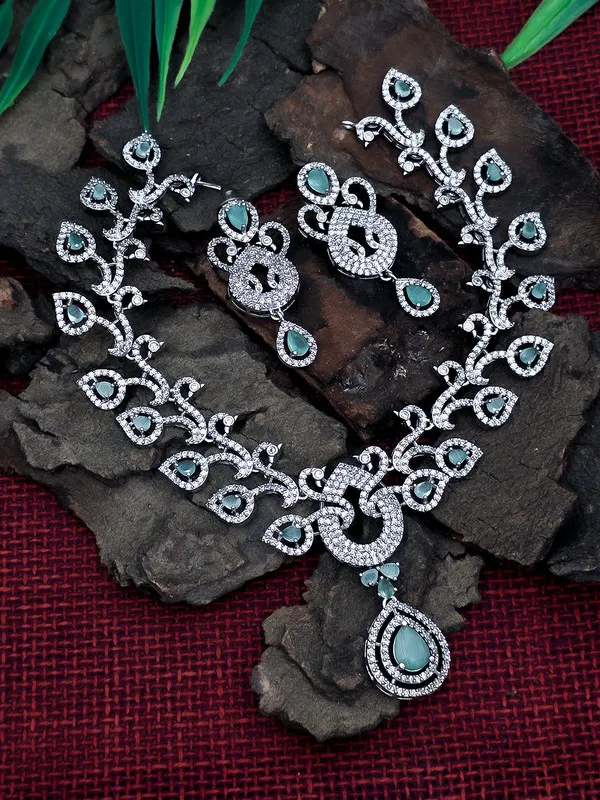 Emerald_Teardrop_Crystal_Jewelry_Set