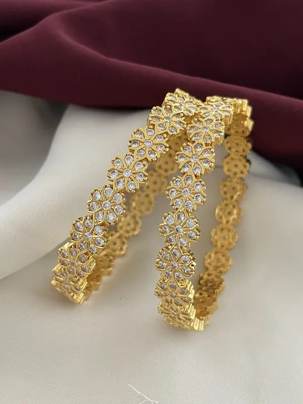 Gold_Floral_Diamond_Bangles