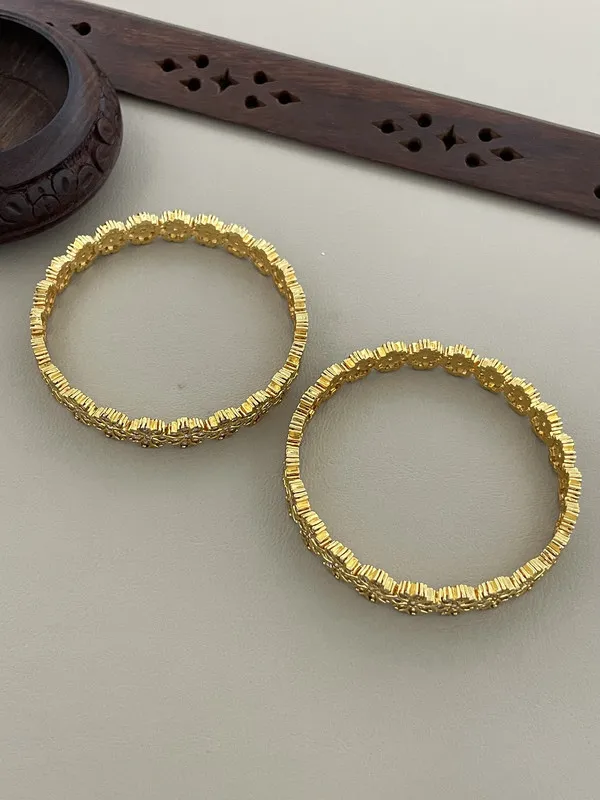 Gold_Floral_Diamond_Bangles