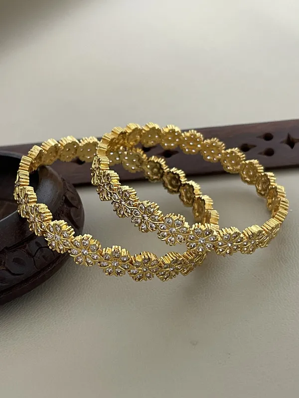 Gold_Floral_Diamond_Bangles