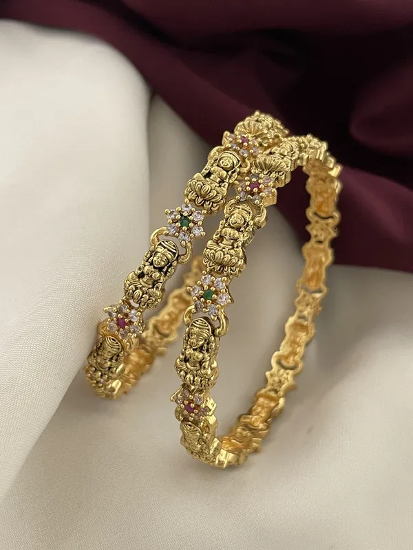 Gold_Buddha_Bangle_Set_with_Stones