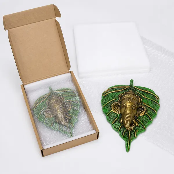 DreamKraft_Metal_Ganesha_Leaf_Wall_Hanging,_Green