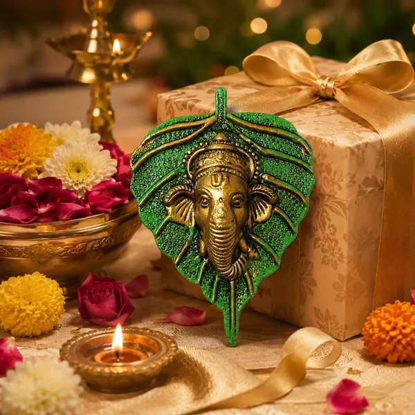 DreamKraft_Metal_Ganesha_Leaf_Wall_Hanging,_Green