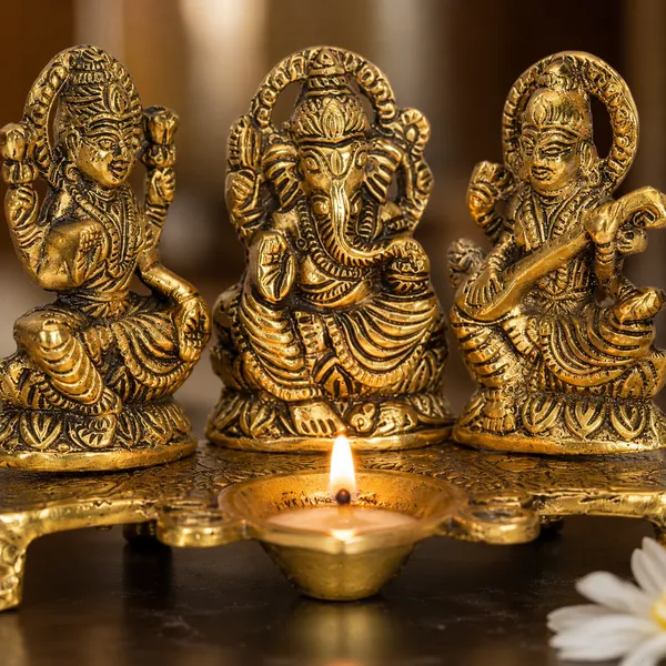 White_Metal_Gold_Plated_Lakshmi_Saraswati_Ganesh_with_Deepak_for_Puja_and_Festive_Decoration