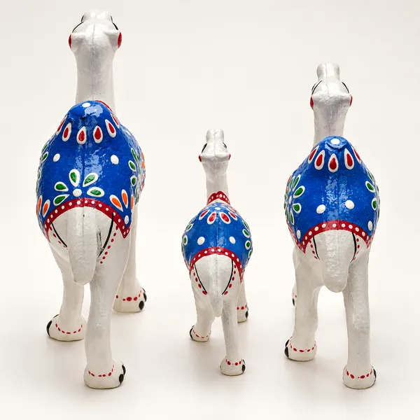 DreamKraft_Paper_Mache_Camel_Showpieces,_White_with_Blue_Saddles,_Set_of_3