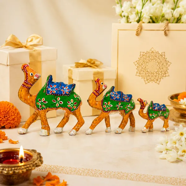 Paper_Mache_Handcrafted_Set_of_3_Camel_Showpiece_for_Home_Decor_and_Gift_Purpose-_Yellow