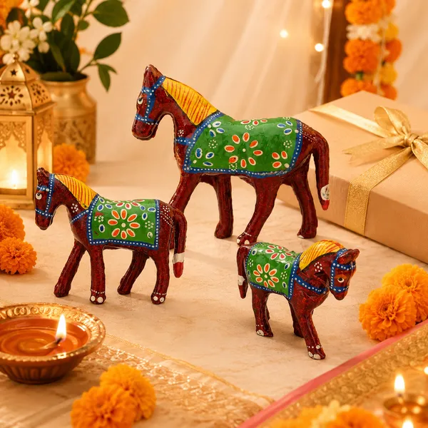 DreamKraft_Paper_Mache_Horse_Showpieces,_Multicolour,_Set_of_3