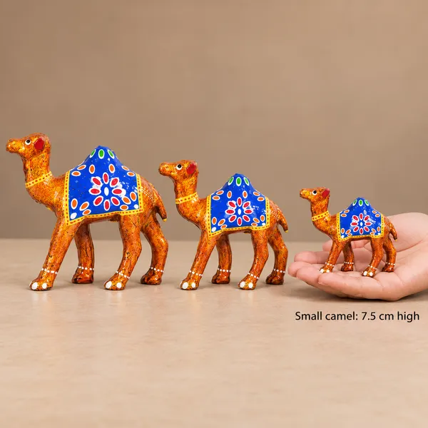 DreamKraft_Paper_Mache_Camel_Showpiece_Set_of_3,_Golden
