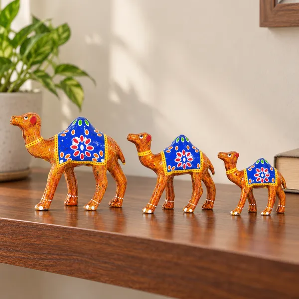 DreamKraft_Paper_Mache_Camel_Showpiece_Set_of_3,_Golden