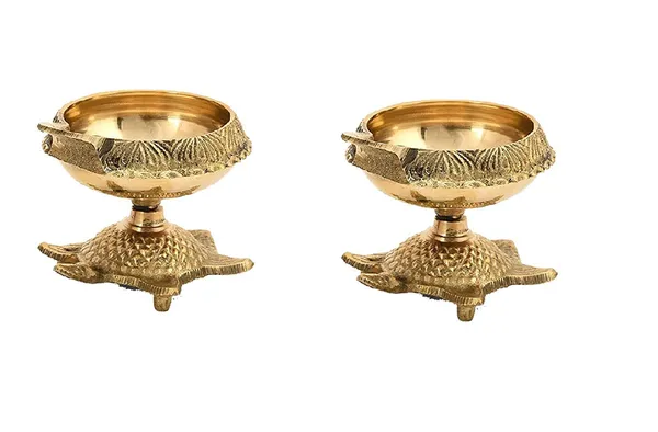 Brass_Handmade_Engraved_Design_Kuber_Diya_(Oil_Lamp)_with_Turtle_Base_for_Puja_Home_Dv???vO?cor_(Set_of_4)
