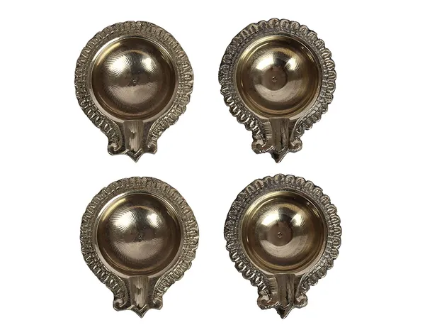 Brass_Kuber_Deepak_(Diya_Oil_Lamp)_for_Puja_Home_Dv???vO?cor_(Set_of_2)