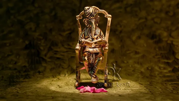 Gold_Plated_Ganesha_Showpiece_Figurine_(15_x_7_x_10_cm,_Gold)