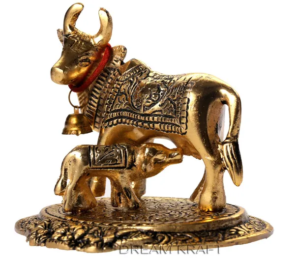 DreamKraft_Metal_Kamdhenu_Cow_and_Calf_Showpiece,_Gold_Colour