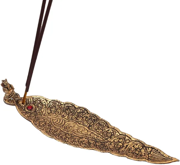 DreamKraft_Metal_Lakshmi_Ganesha_Saraswati_Platter_with_Diya_and_Incense_Stand,_Gold