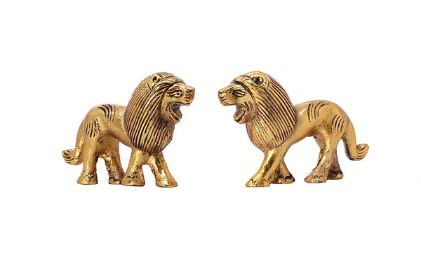 DreamKraft_White-Metal_Lion_Showpiece_Pair,_Gold_Colour