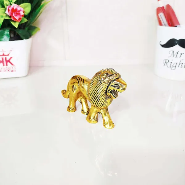 DreamKraft_White-Metal_Lion_Showpiece_Pair,_Gold_Colour
