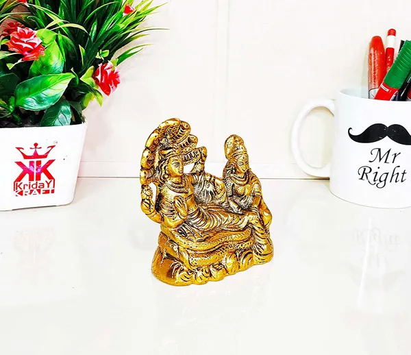 DreamKraft_Lakshmi_Narayan_on_Sheshnag_Metal_Showpiece,_Gold_Colour