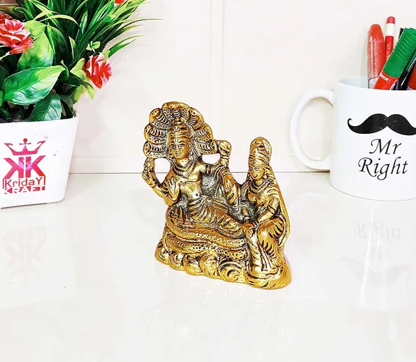 DreamKraft_Lakshmi_Narayan_on_Sheshnag_Metal_Showpiece,_Gold_Colour