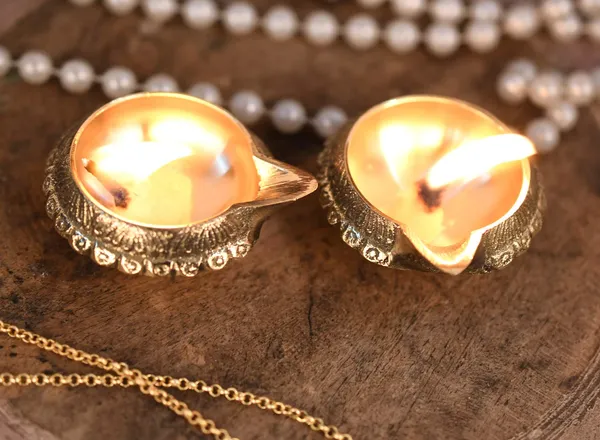 Brass_Diya_(2_x_1_x_2.5_inch,_Gold)