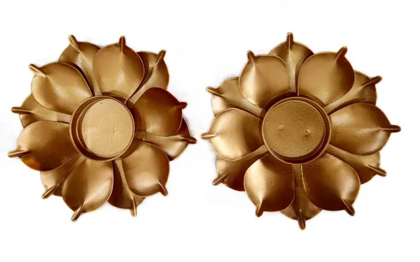DreamKraft_Lotus_Iron_Tealight_Candle_Holder_Pair,_Gold_Colour