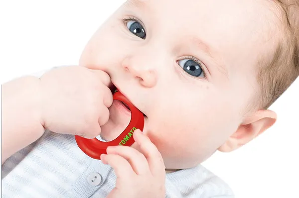 Nippon_Water_Teether_|_Smoothing_Soft_Chilled_Teether_for_Baby_|_BPA_Free_Soother_Cum_Toy_|_3+_Months_Babies_|_Tomato_Design_-_Multicolour