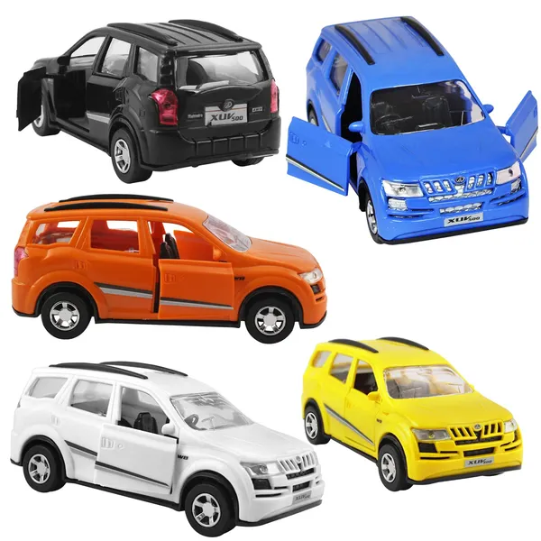 Pull_Back_Door_Opening_Xuv_500+DusterCar_Model_Vehicle_Die_Cast_Toy_for_Kid_Hobby_Plastic_Make_in_India